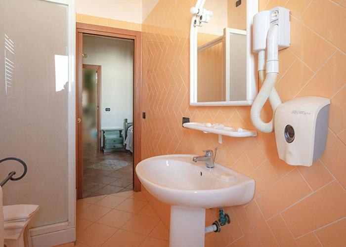 Hotel Sottovento Sant'Egidio del Monte Albino 外观 照片
