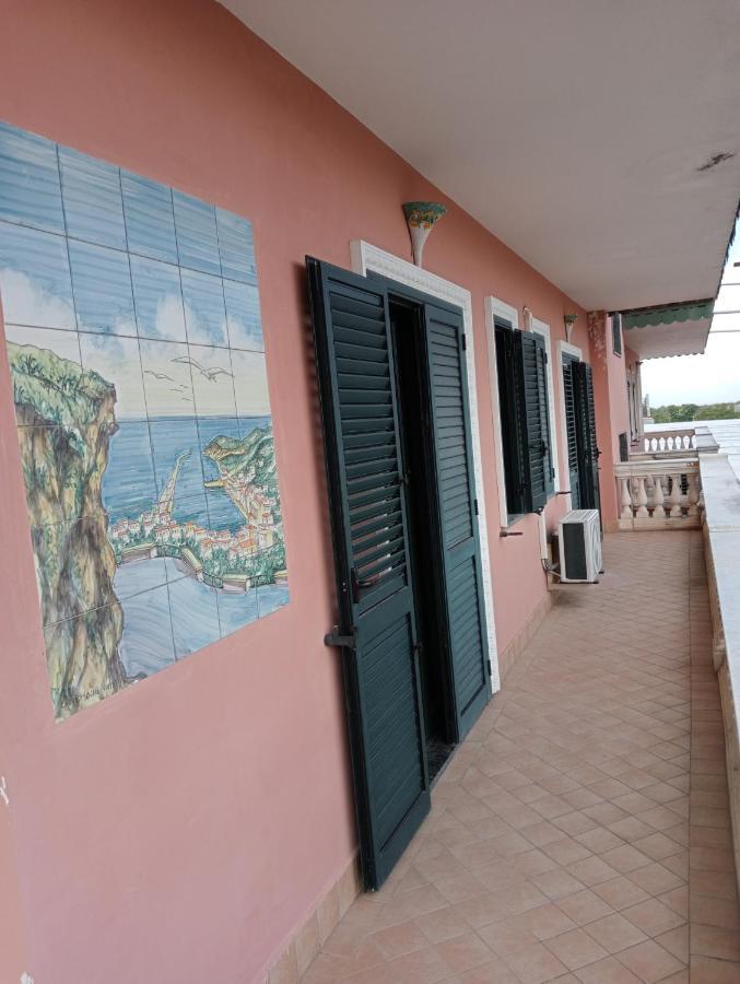 Hotel Sottovento Sant'Egidio del Monte Albino 外观 照片