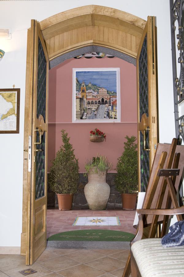 Hotel Sottovento Sant'Egidio del Monte Albino 外观 照片