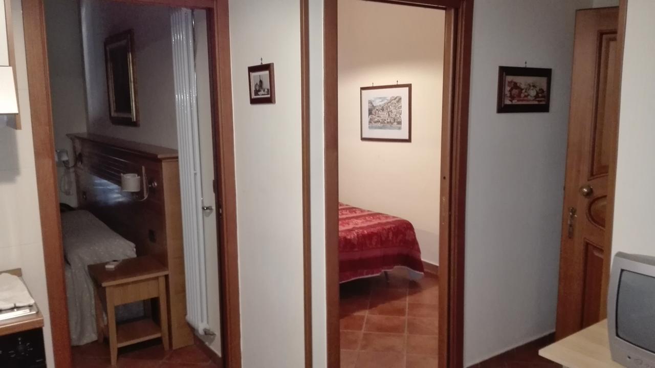Hotel Sottovento Sant'Egidio del Monte Albino 外观 照片