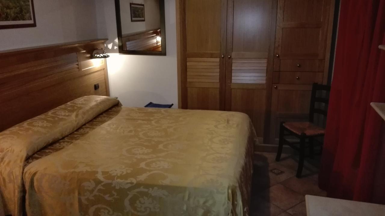 Hotel Sottovento Sant'Egidio del Monte Albino 外观 照片