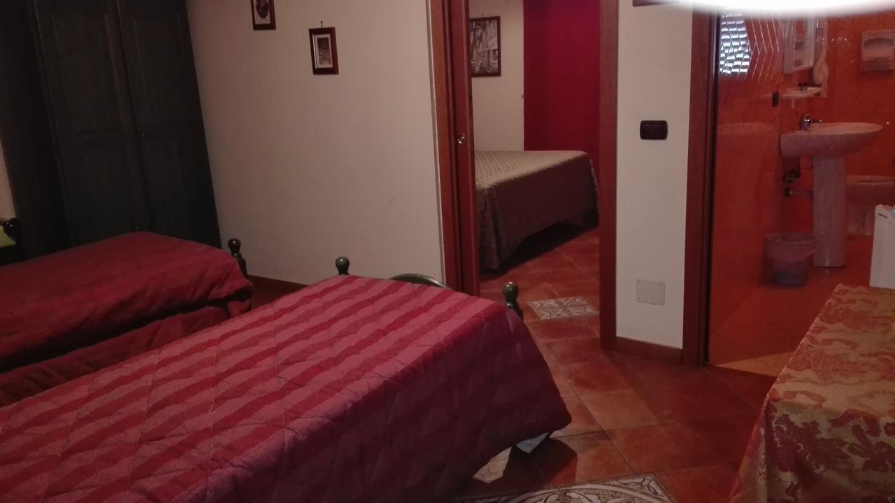 Hotel Sottovento Sant'Egidio del Monte Albino 外观 照片