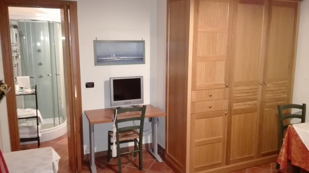 Hotel Sottovento Sant'Egidio del Monte Albino 外观 照片